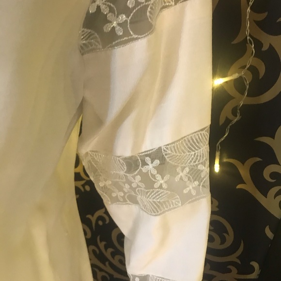 Suit - Picture 6 of 10